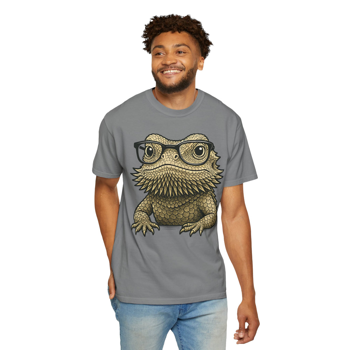 Bearded dragon print on a garment-dyed men's shirt